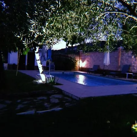 ホテル Higuera Santa Ana