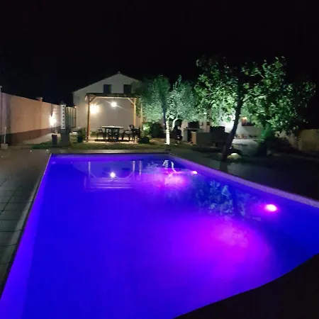בית כפרי Higuera Santa Ana *